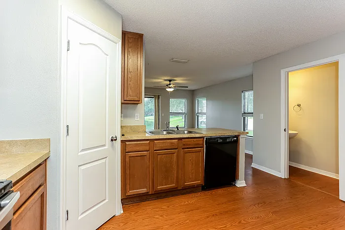 4652 Playschool Dr — Photo 8