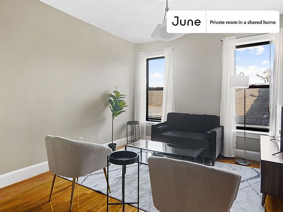 3rd image of 17 Highgate St #D