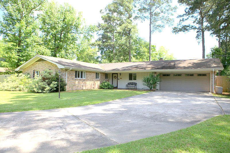 1st image of 1313 Idlewood Ln