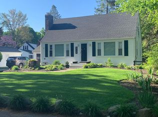 6 Richardson St, Medway, MA 02053