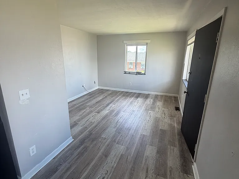 2628 Saint Charles Ave #2 — Photo 3
