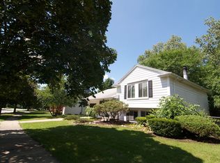 2897 Ticknor Ct, Ann Arbor, MI 48104