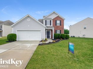 13528 Armour Ridge Dr, Charlotte, NC 28273