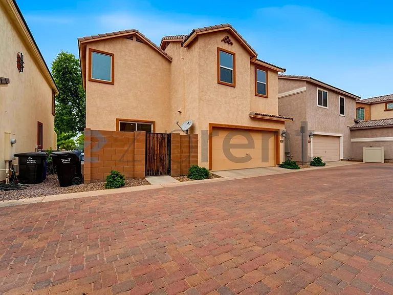 4028 E Tulsa St — Photo 29
