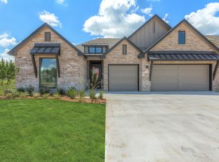106 W 53rd St, Sand Springs, OK 74063