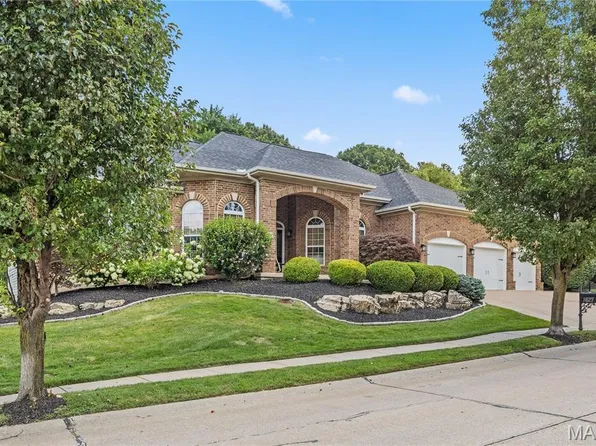 1627 Garden Valley Dr, Glencoe, MO 63038