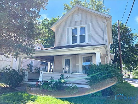 2nd image of 313 Pearl St