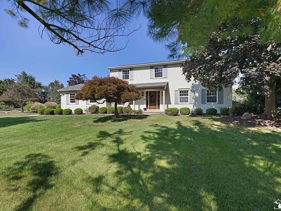 1st image of 8370 Voigt Ave