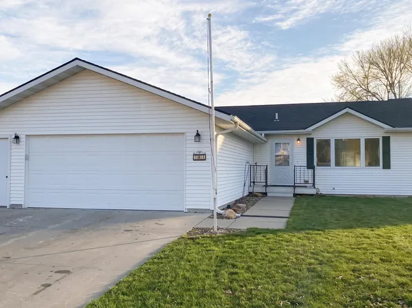 503 S Hazel St, Glenwood, IA 51534