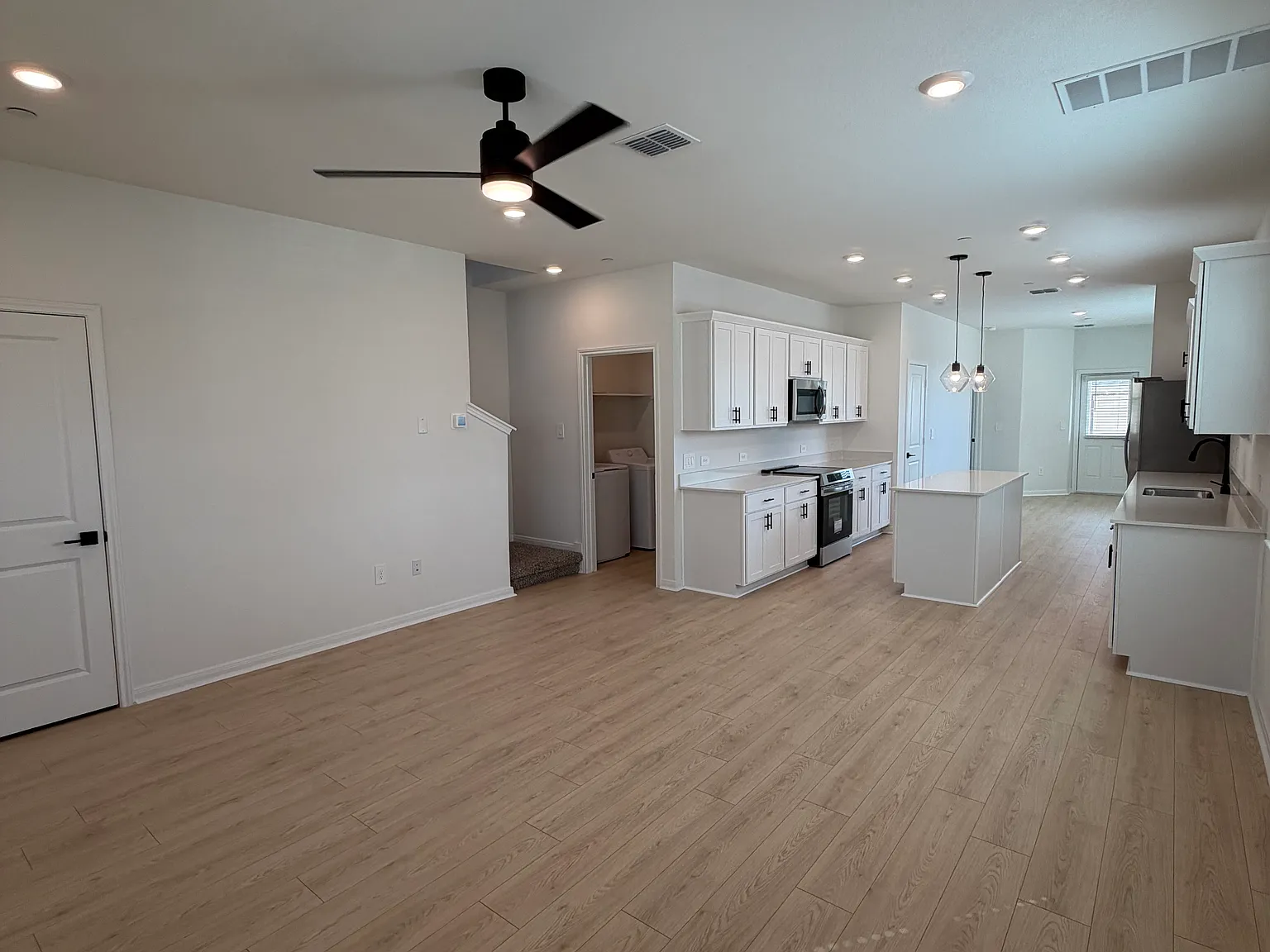 2541 Violet Theo Ln — Photo 1