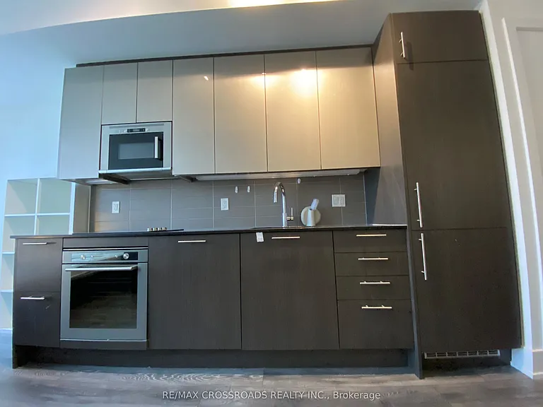 403 Church St #1906 — Photo 12
