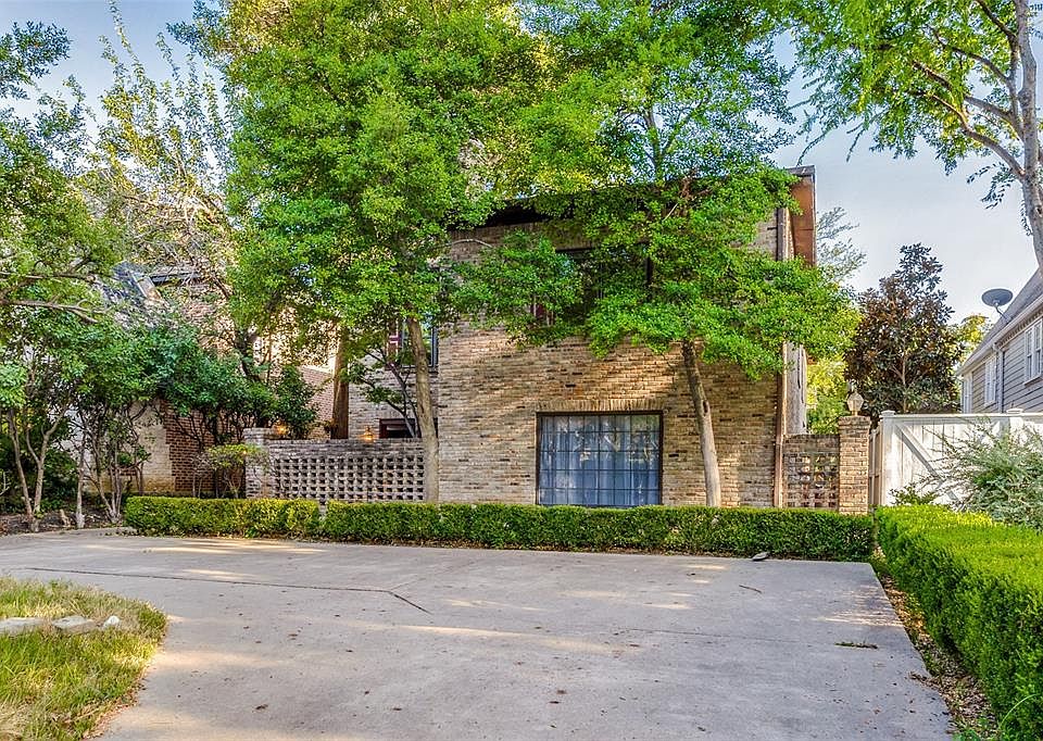 1st image of 3435 Mockingbird Ln
