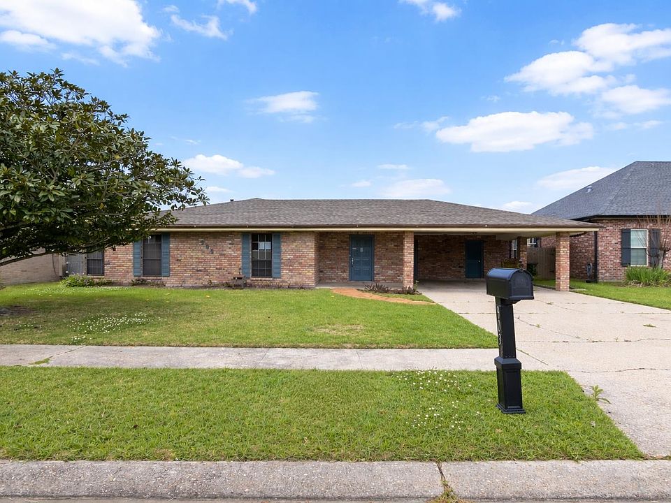 1st image of 903 Eagle Dr