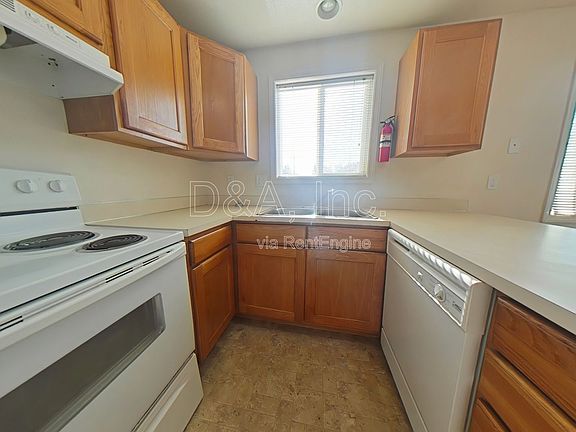 4th image of 1970 NW Kings Pl