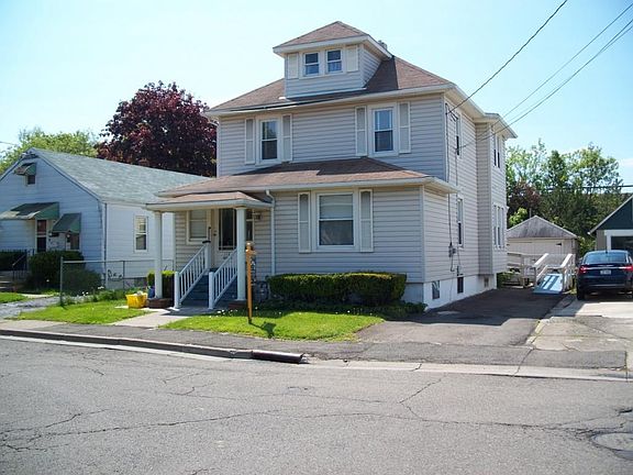 2nd image of 114 W North St