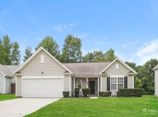 8719 Firestreak Dr, Charlotte, NC 28216
