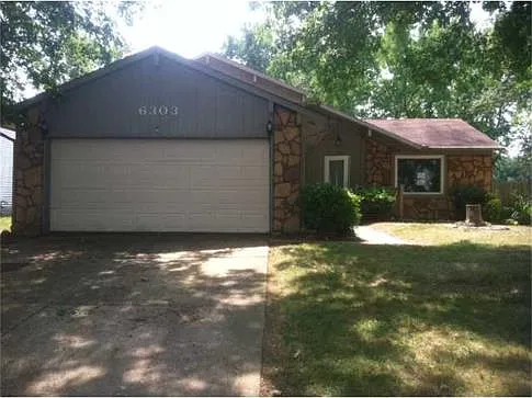 6303 Fence Row Ln photo 1