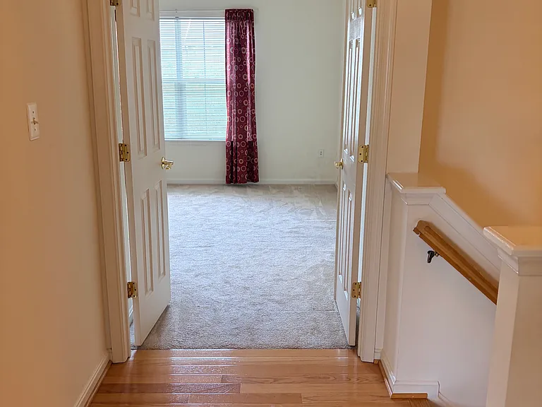 21784 Oakville Ter — Photo 17