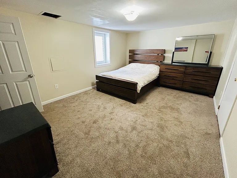 628 W Easter Pl — Photo 4