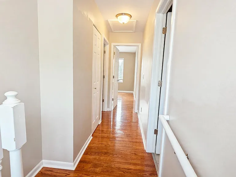 7257 Chucks Way — Photo 9