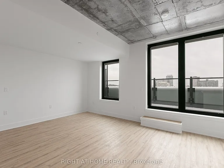 377 Winona Ave #502 — Photo 9