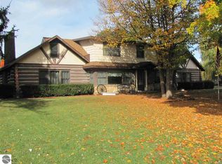 105 N Burgess St, West Branch, MI 48661