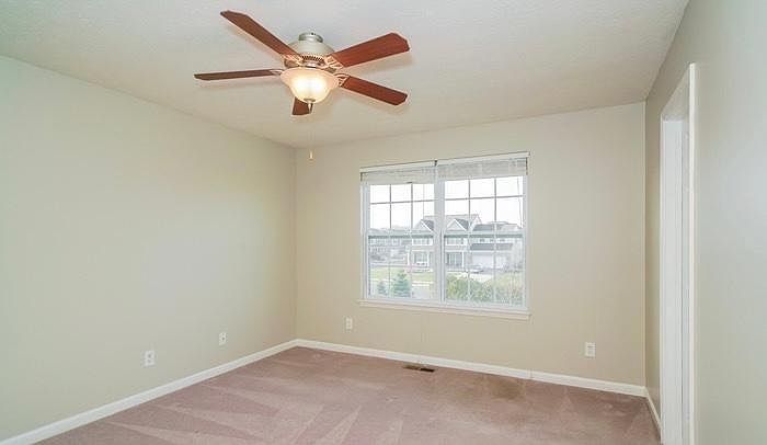 1st image of 5944 Haywood Ct