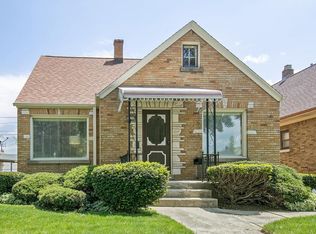 3130 S 29th St, Milwaukee, WI 53215