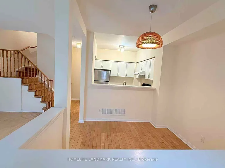 8 Cox Blvd #20 — Photo 4