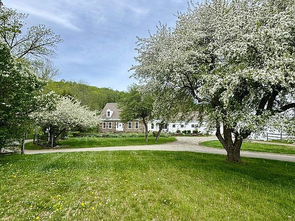 2nd image of 473 Kendall Road
