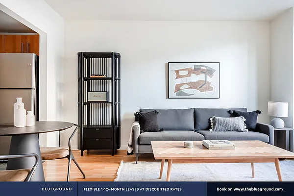 Rented by The Blueground | media 304