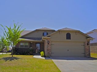 902 Clingmans Dome Rd, Norman, OK 73069