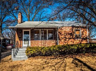 3629 Saint Marys Ln, Saint Louis, MO 63121