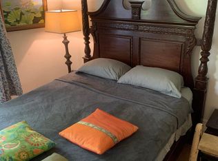 1916 Manoa Rd #3, Honolulu, HI 96822