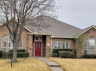 2805 Buena Vista Ct, Carrollton, TX 75007