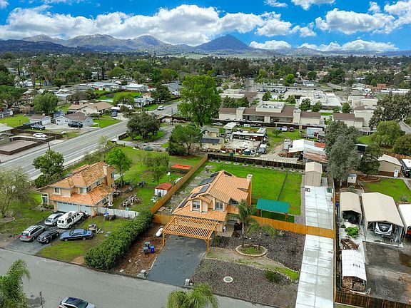 3rd image of 1287 Anna Rose Ln