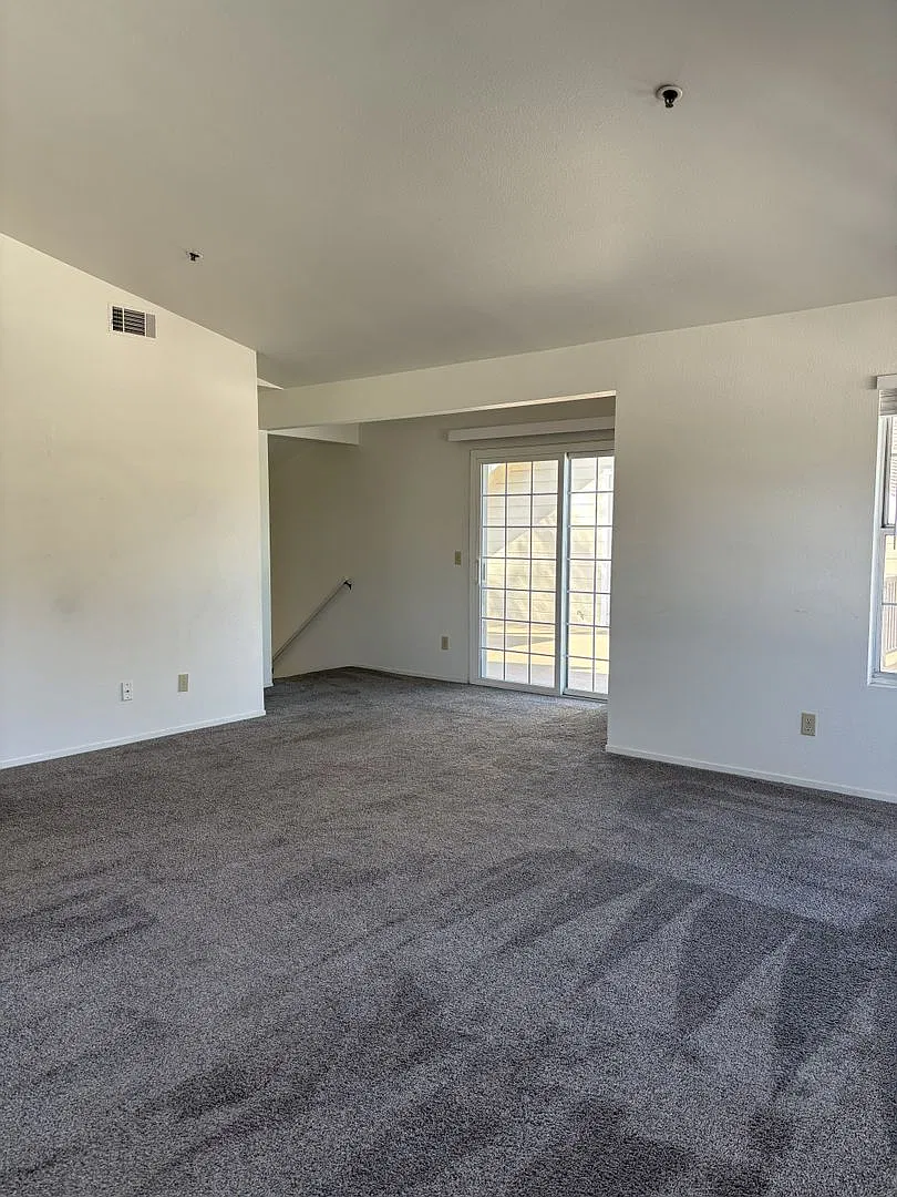 2 Bedroom/1.5 Bathroom Available Now in Private Community! — Photo 3