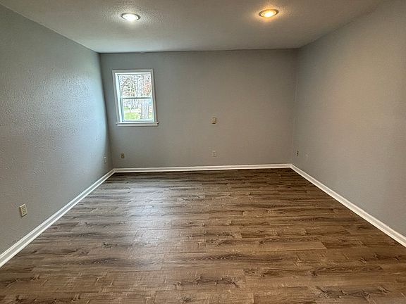 4th image of 8011 W D Ave APT C