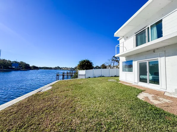 2202 Lee Ct, Tampa, FL 33607