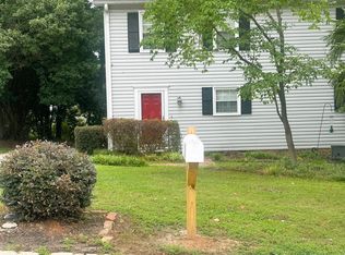 113 Village Ct, Greer, SC 29651