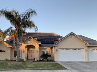 215 Old Line Ct, Exeter, CA 93221