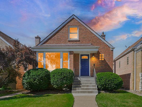 3rd image of 2916 N Natchez Ave