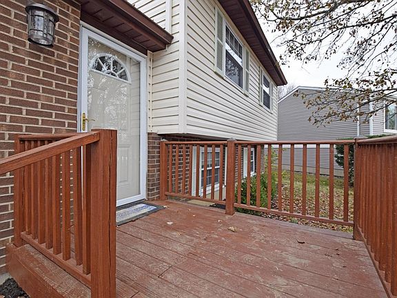 3rd image of 8270 Winding Trail Pl
