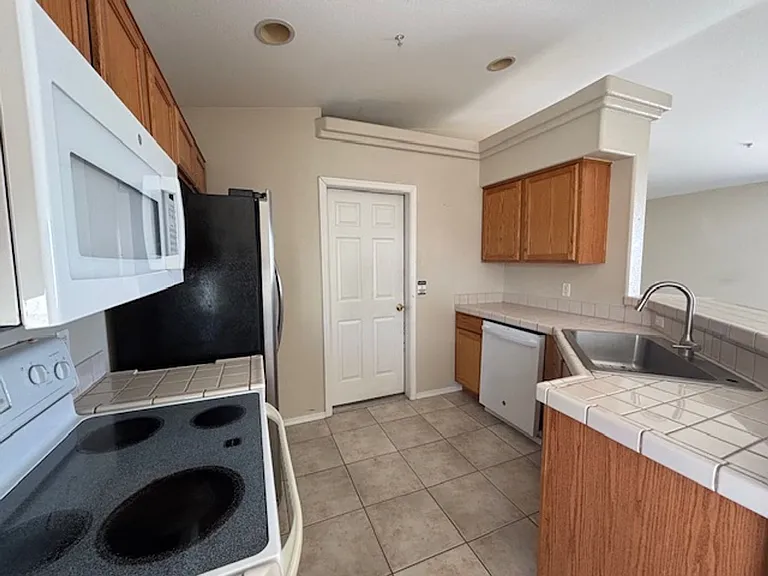 3409 Oro Grande Blvd #101 — Photo 6