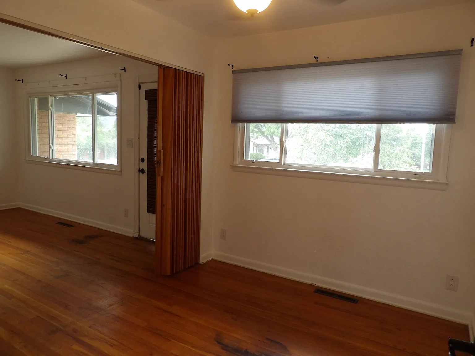 5 bed, 2872 sqft, $2,295 — Photo 3