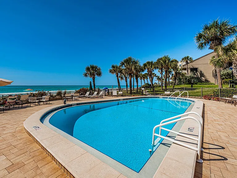 16800 Gulf Blvd #5 — Photo 40