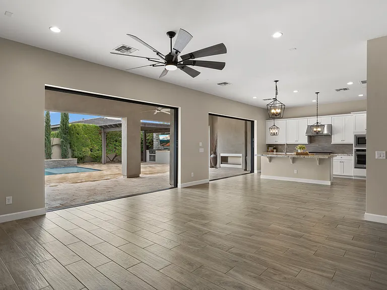 3882 E Andalusia Ave — Photo 5