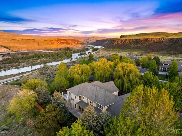 6536 E Escarpment Ct, Boise, ID 83716