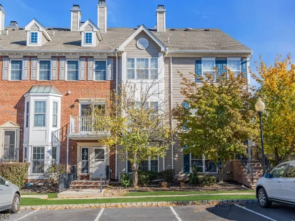 705 Dunn Cir, Bridgewater Twp., NJ 08807