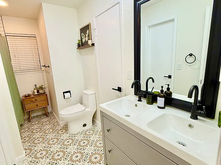 508 Algerita Dr #A — Photo 22